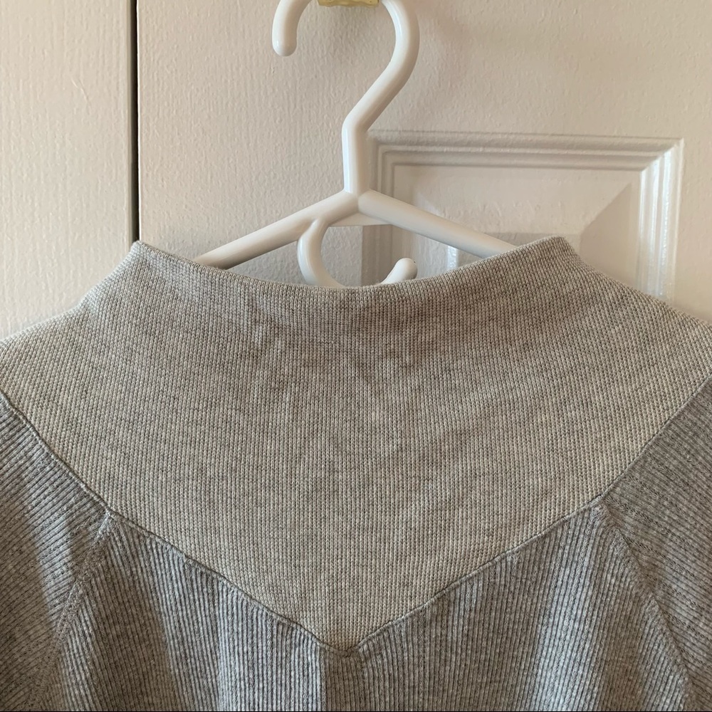 Monrow Heather Pointelle Cowl Raglan Sweatshirt Grey - Picture 4 of 9